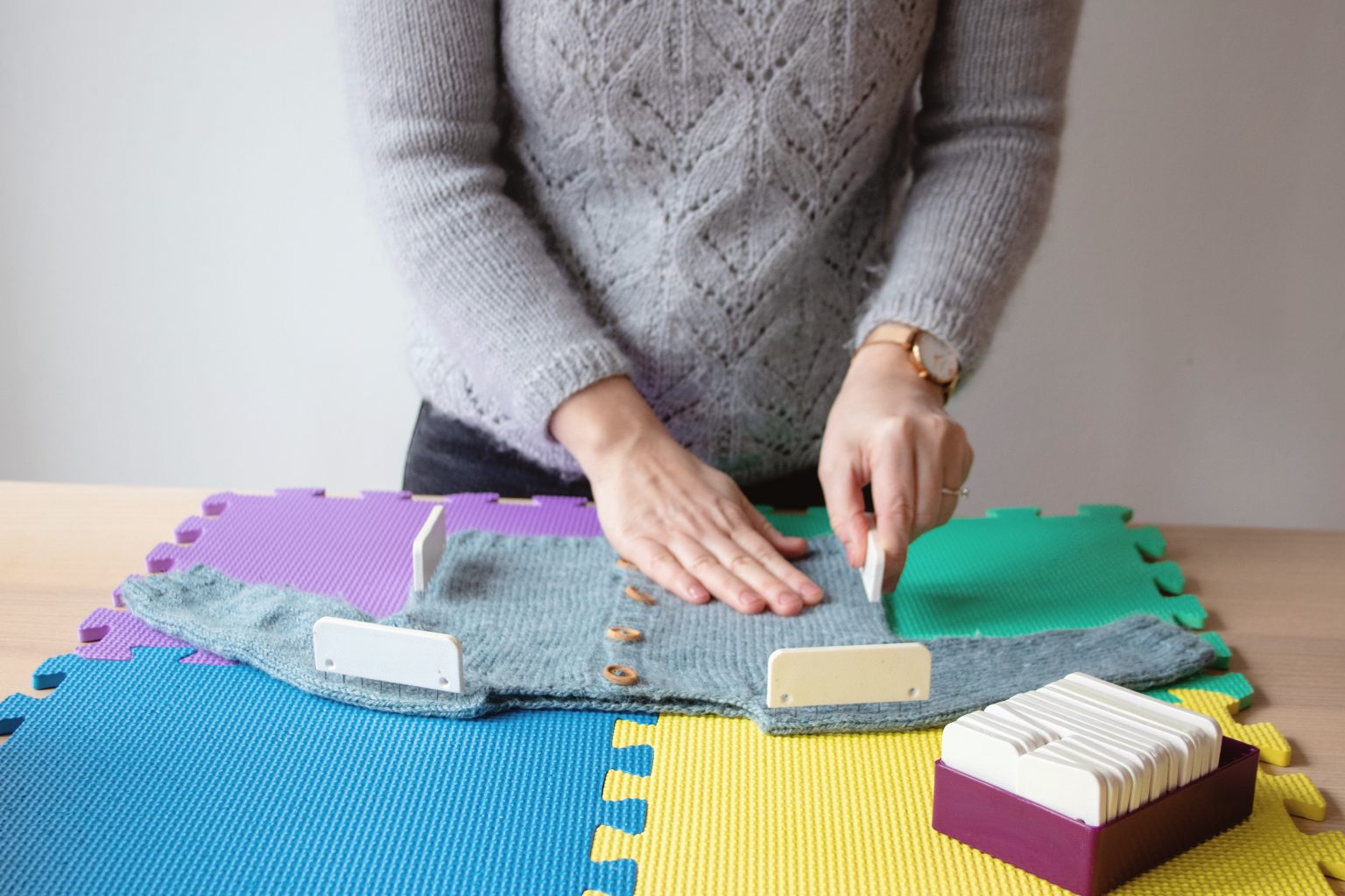 Comment bloquer un tricot - Along Avec Anna