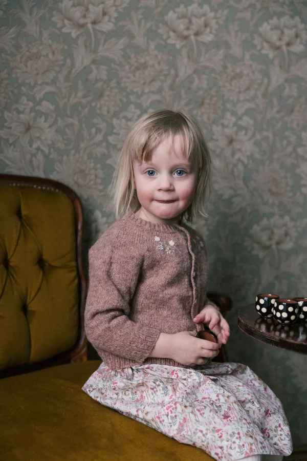 Making Memories : Timeless knits for children - Image 6